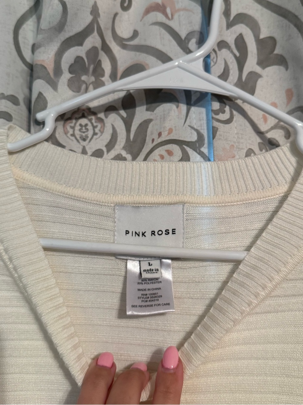 Cream Ribbed Cropped Sweater - Picture 3 of 4